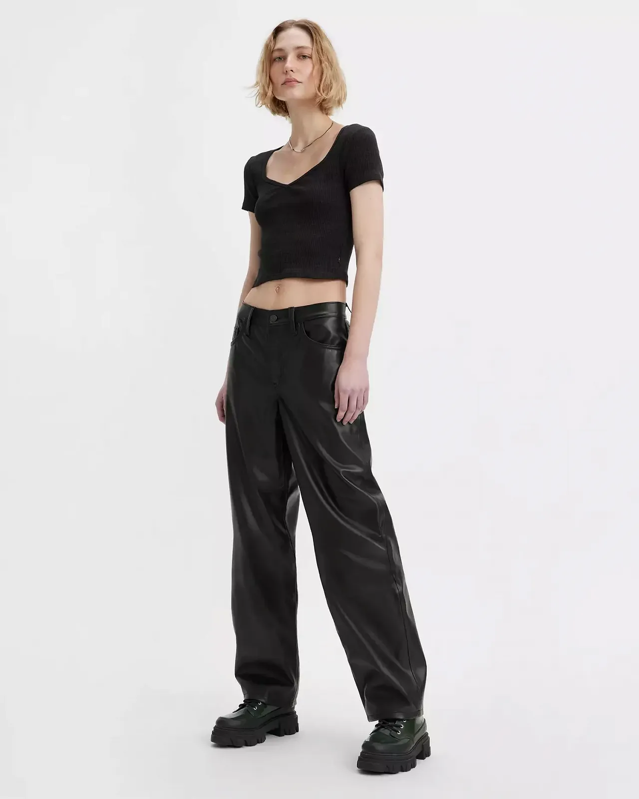 Жіночі штани Levis - Fx Leather Baggy Dad Slippery Slope - 25, фото №1