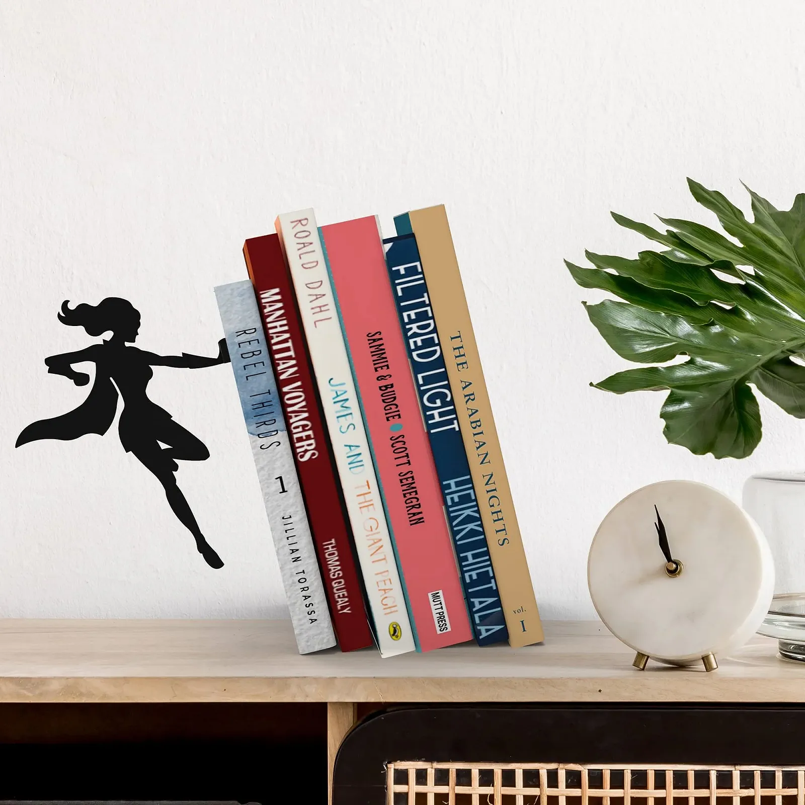 Держатель для книг Artori Design Supergal, металлический, супергероиня, черный, фото №2