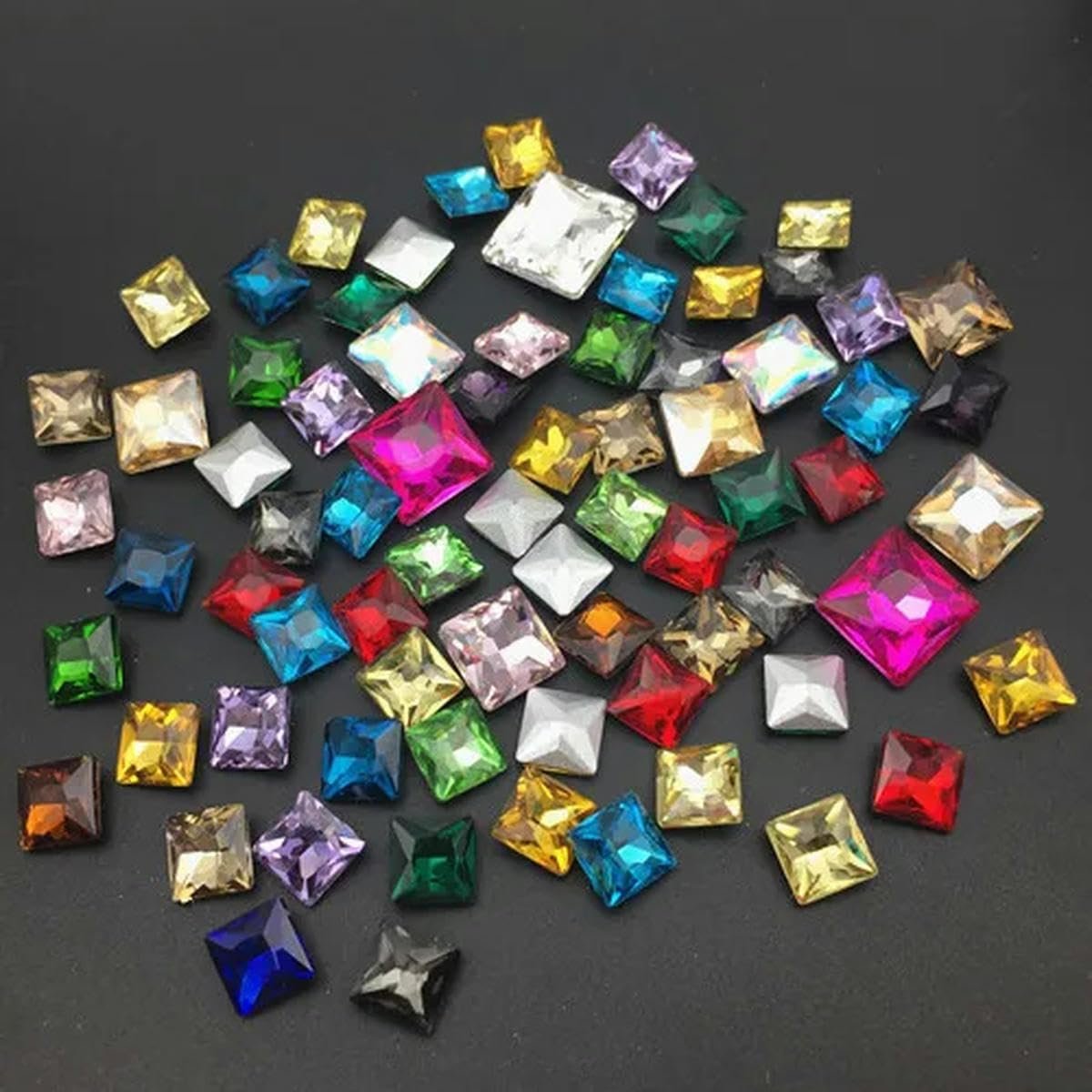 Квадратні кристали Flatback Crystal Rhinestones Crystal Clear, 12 мм, паковання 20 штук, фото №3 Квадратні кристали Flatback Crystal Rhinestones Crystal Clear, 12 мм, паковання 20 штук, фото №3