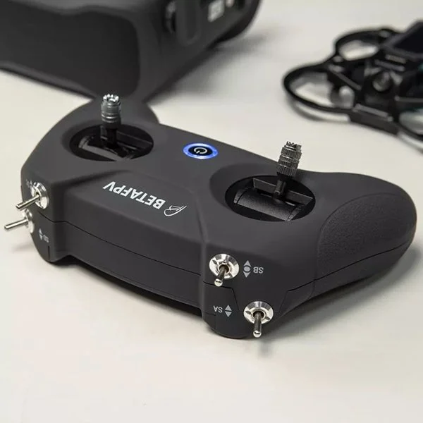 Квадрокоптер BetaFPV Aquila16 FPV Kit 8 мин 200м 2 батареи, фото №10 Квадрокоптер BetaFPV Aquila16 FPV Kit 8 мин 200м 2 батареи, фото №10