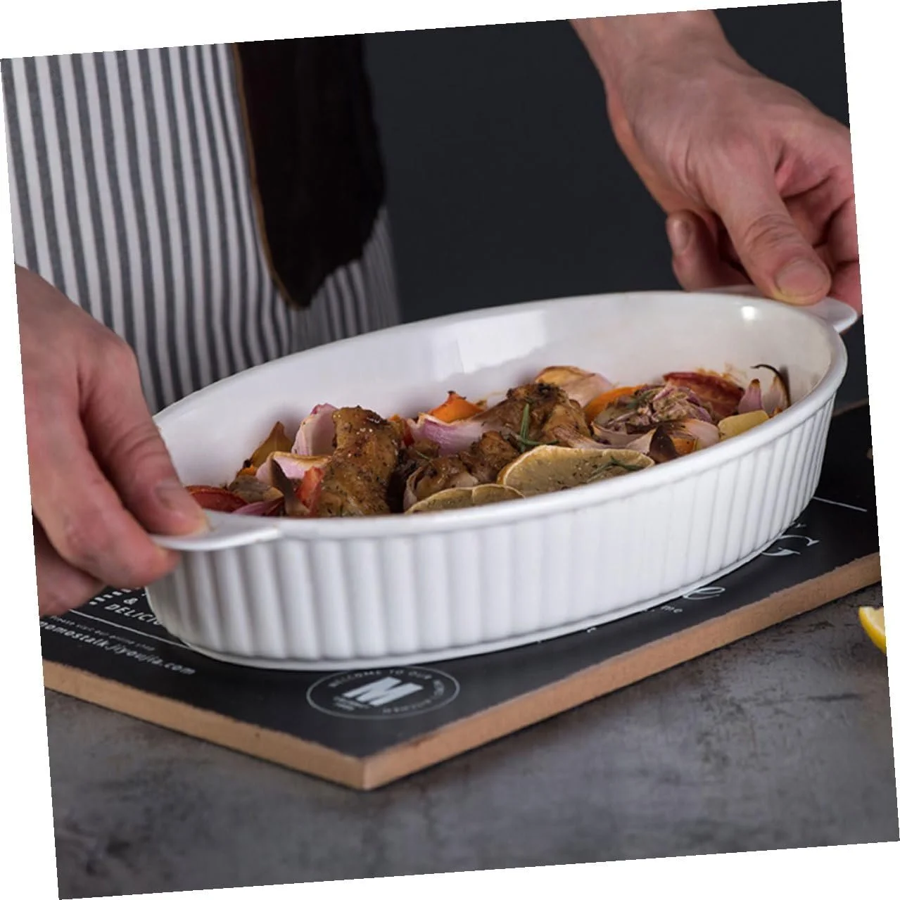 Форма для запікання Homoyoyo Овальна керамічна з подвійними ручками, фото №6