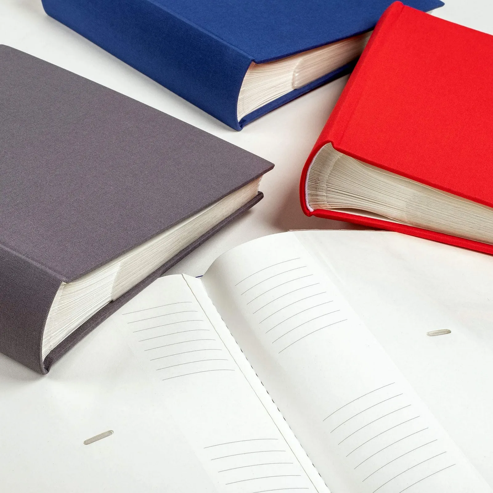 Фотоальбом Walther Design Cloth ME-510-B на 200 фотографий 10 x 15 см Лён Чёрный, фото №3 Фотоальбом Walther Design Cloth ME-510-B на 200 фотографий 10 x 15 см Лён Чёрный, фото №3