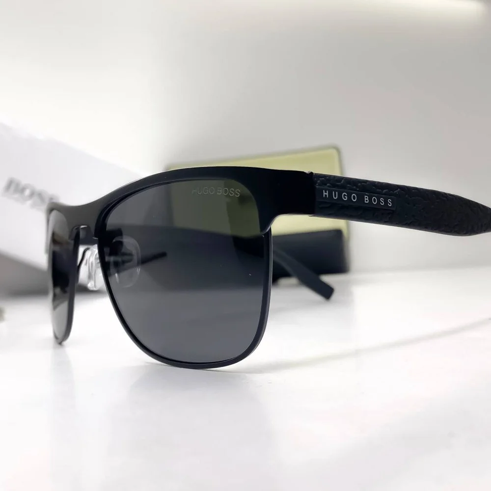 Солнцезащитные очки для мужчин Hugo Boss черные с чехлом, фото №4
