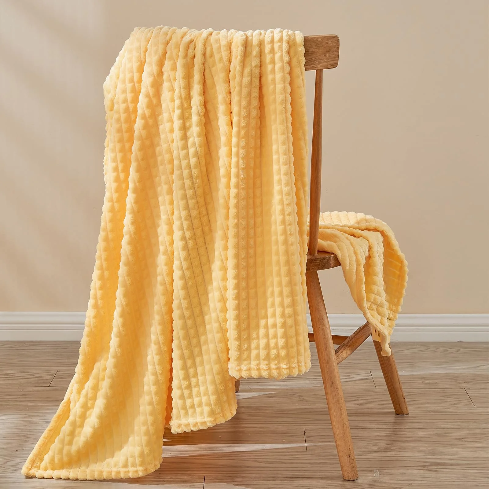 Покривало Emme Fluffy Cuddly, 3D Touch Experience, флісова, покривало, фото №4 Покривало Emme Fluffy Cuddly, 3D Touch Experience, флісова, покривало, фото №4