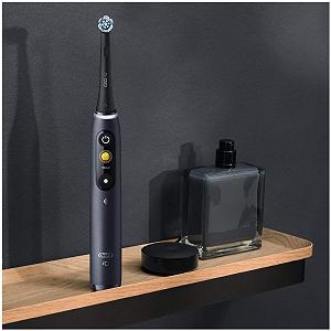 Зубная электрощетка Oral-B Pro iO 8 Special Edition Черная synthetic.ua - Фото 1
