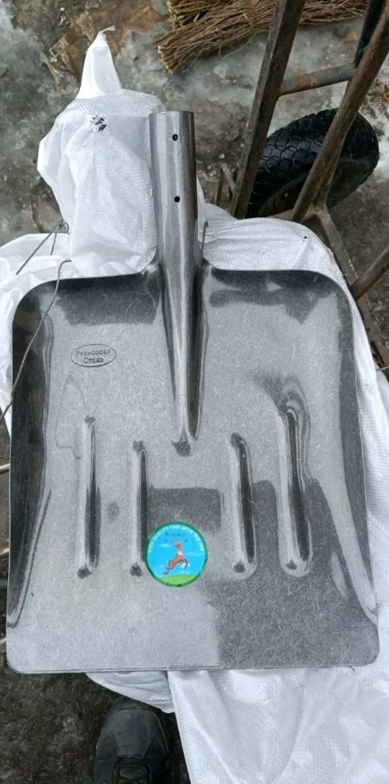 Лопата Снег Зерно из рельсовой стали синей полоской, фото №2