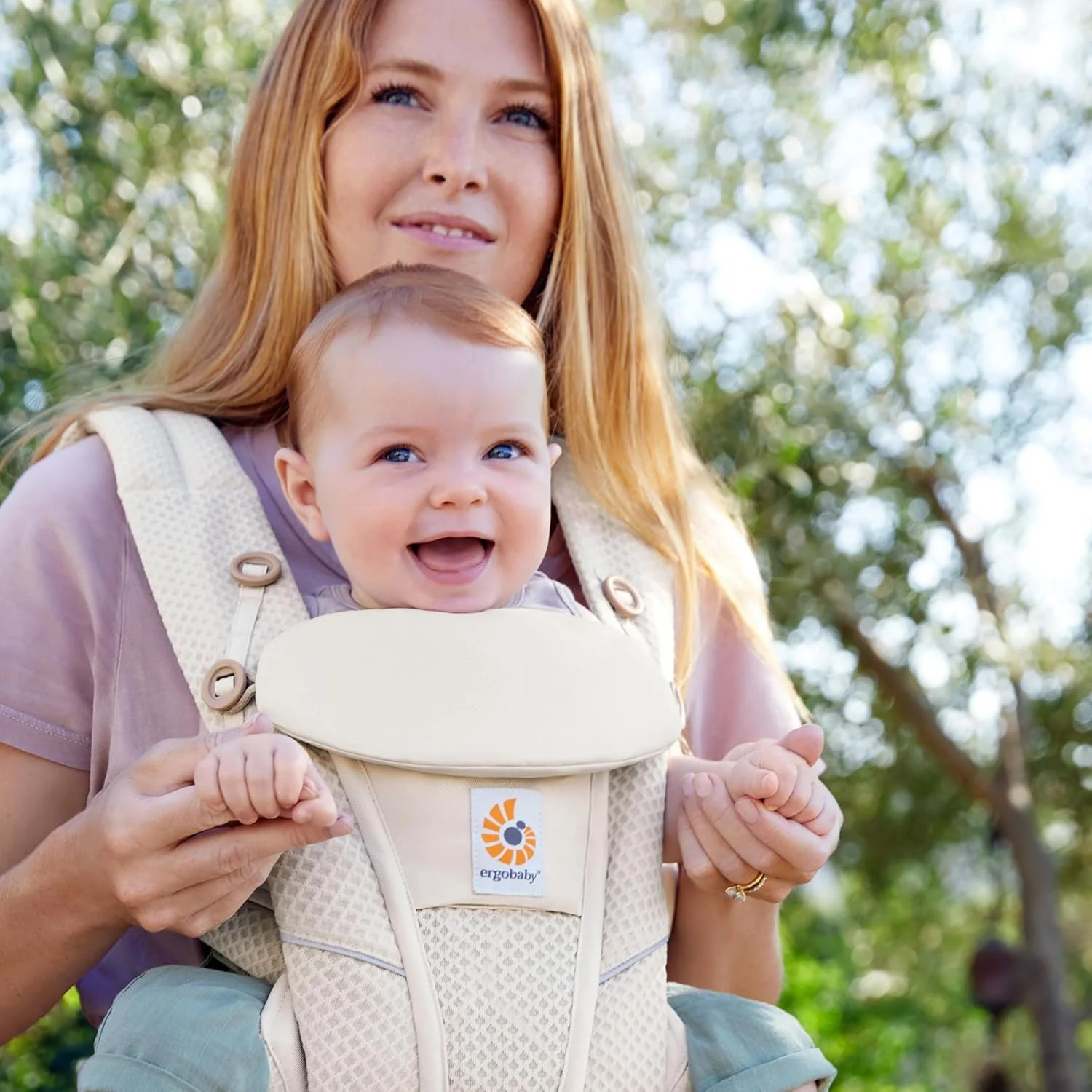 Переноска Ergobaby Omni Breeze от рождения до 20,4 кг 4 положения сетка SoftFle Бежевый, фото №4 Переноска Ergobaby Omni Breeze от рождения до 20,4 кг 4 положения сетка SoftFle Бежевый, фото №4