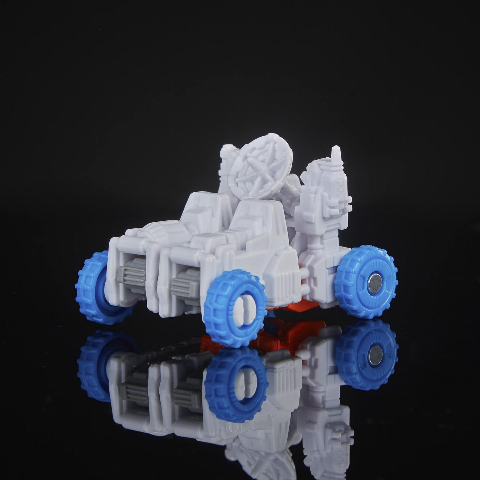 Трансформер Hasbro Legacy Generations Guardian Robot & Lunar Tread, фото №13