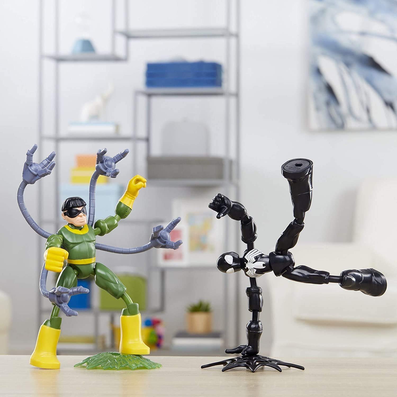 Фигурки подвижные Spiderman Marvel Bend and Flex Человек-паук в черном костюме против Дока Ока 15 см, фото №6