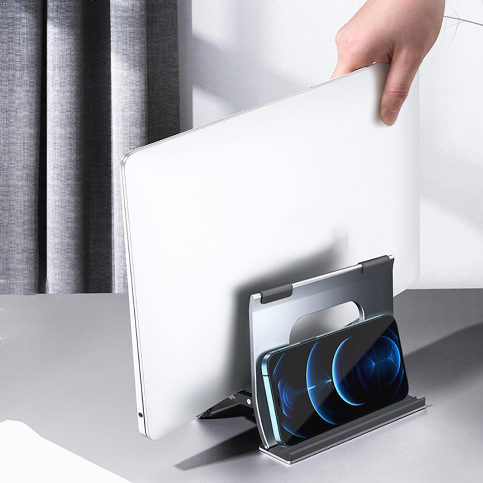 Вертикальная док-станция для ноутбука Aluminium с гравитационной автоблокировкой и силиконовой защитой, фото №2