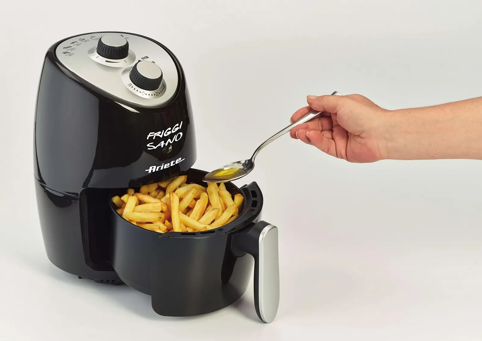 Мультипечь Ariete Airy Fryer Compact 4617 2 L 1000 W 200 °C Black, фото №3 Мультипечь Ariete Airy Fryer Compact 4617 2 L 1000 W 200 °C Black, фото №3
