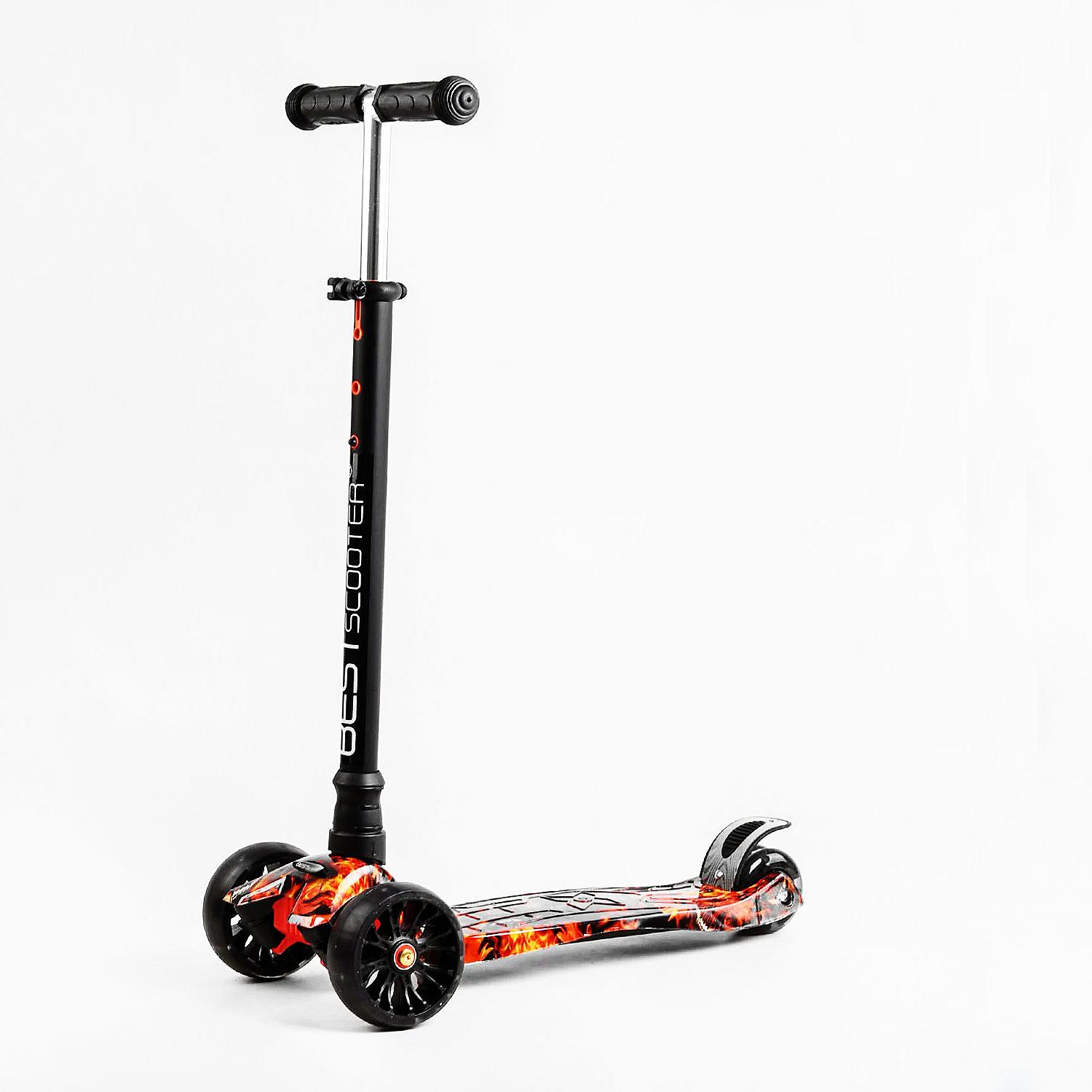 Самокат Best Scooter MAXI S 4 колеса PU СВЕТ Fire and skulls 60 кг Разноцветный 113935, фото №1 Самокат Best Scooter MAXI S 4 колеса PU СВЕТ Fire and skulls 60 кг Разноцветный 113935, фото №1