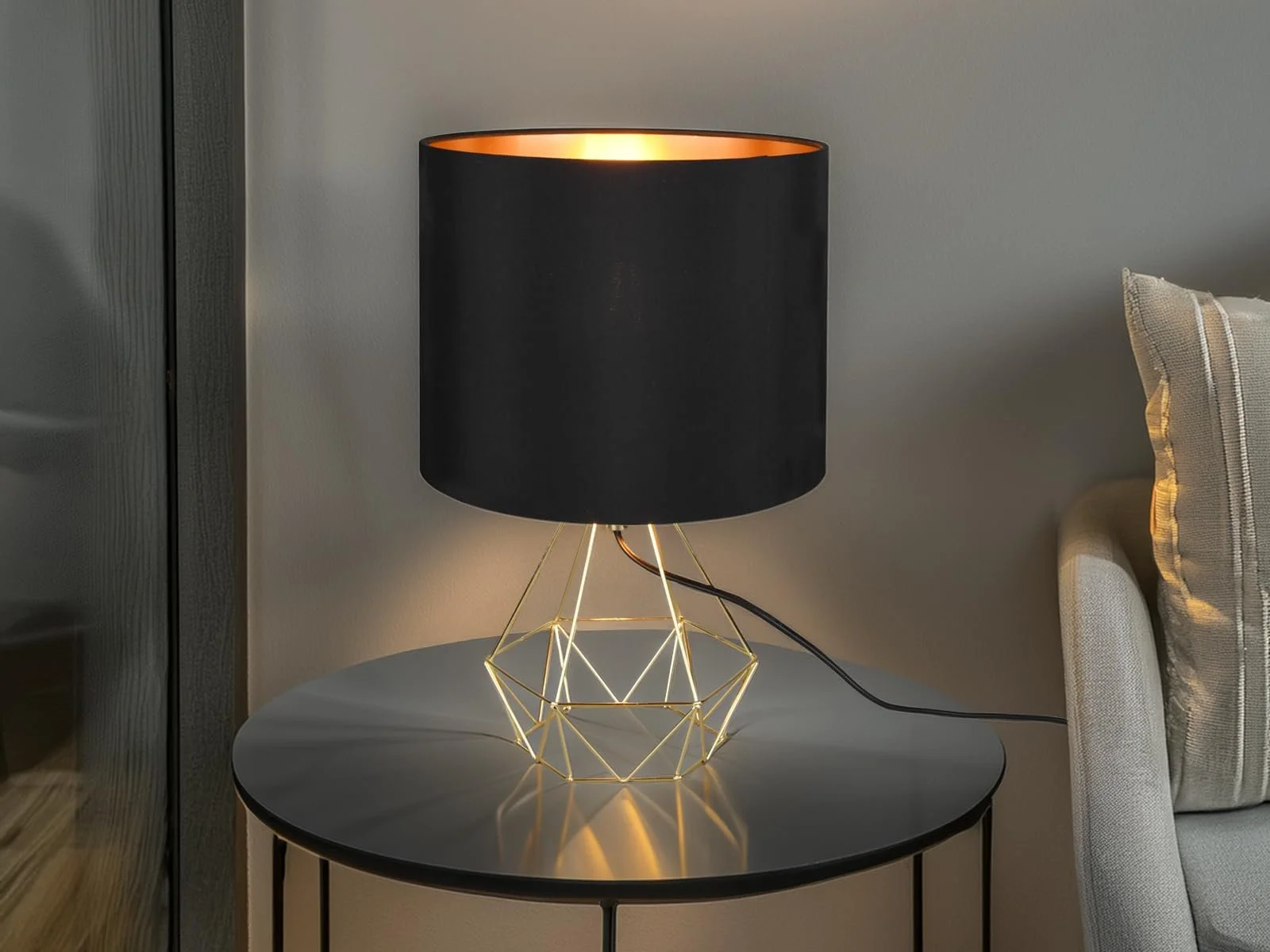 Настільна лампа LAUREA з сітчастим корпусом та тканинним абажуром Чорний Золотий, фото №6