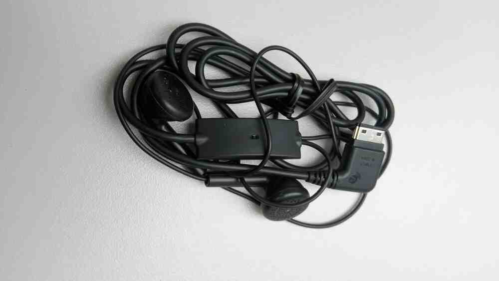 Наушники и Bluetooth-гарнитуры Samsung D880, фото №2