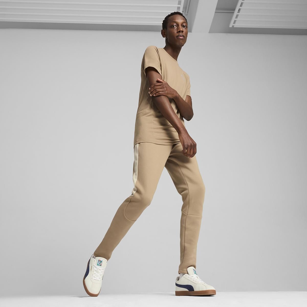 Кросівки PUMA Unisex Club II Year of Sports, фото №2