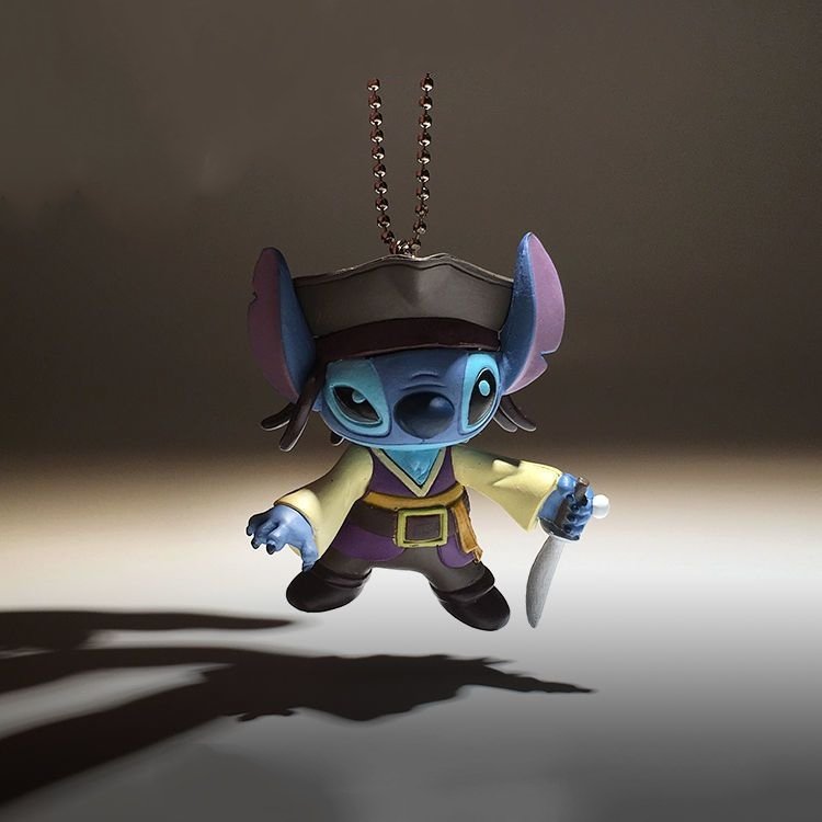 Брелок Ліло та Стіч Пірати Карибського моря Джек Горобець Stitch підвіска на рюкзак на ключі 6 см, фото №2 Брелок Ліло та Стіч Пірати Карибського моря Джек Горобець Stitch підвіска на рюкзак на ключі 6 см, фото №2
