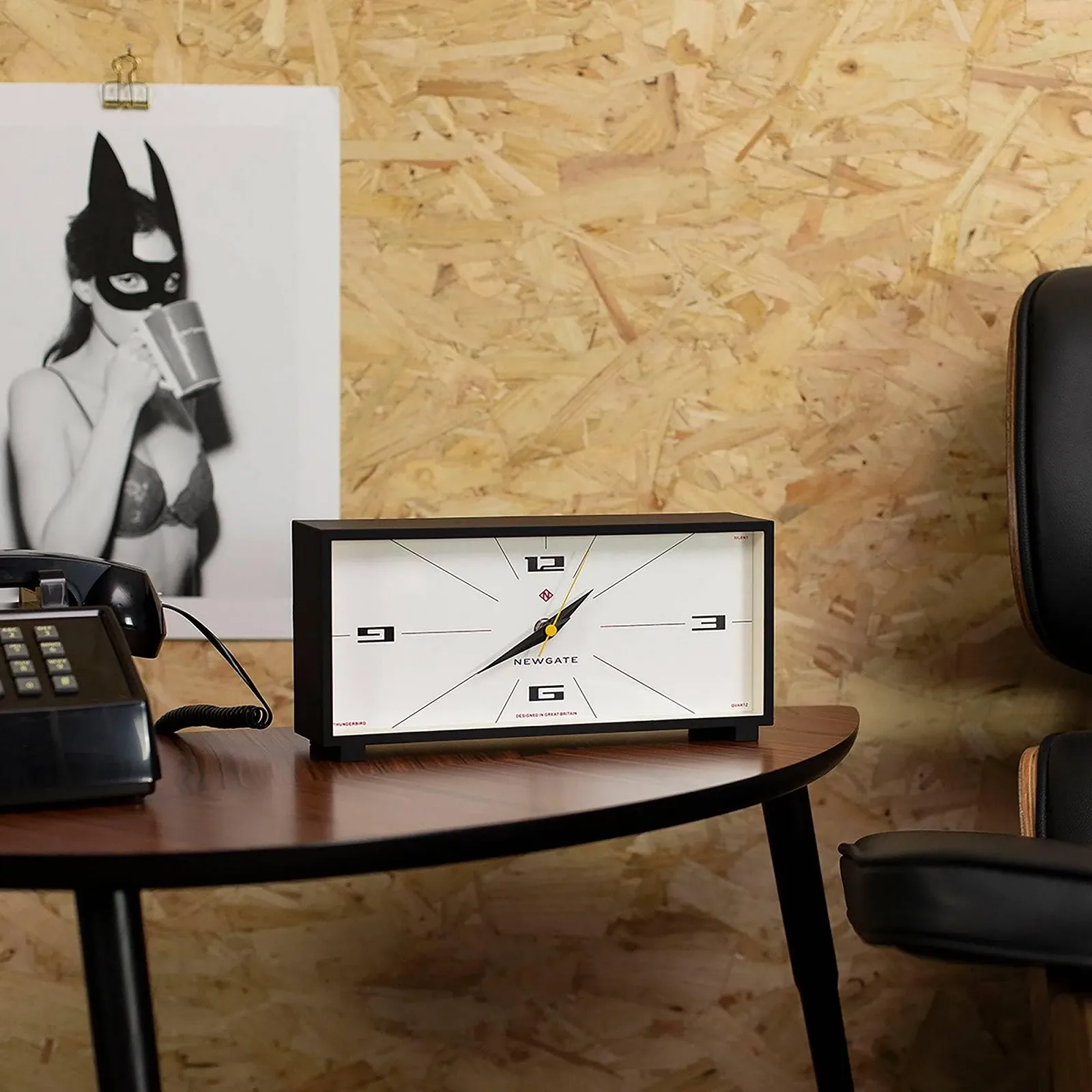Настільний годинник NEWGATE Thunderbird  Прямокутний дизайн Чорний, фото №3