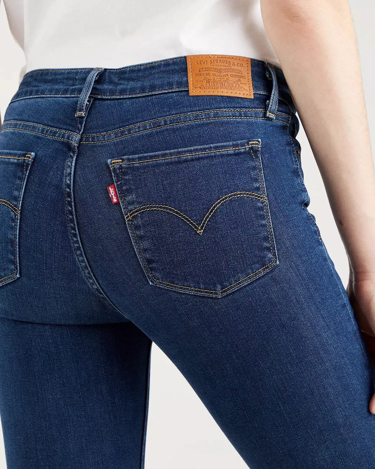 Жіночі джинси Levis - 711 Skinny Bogota Shake - 24, фото №4 Жіночі джинси Levis - 711 Skinny Bogota Shake - 24, фото №4