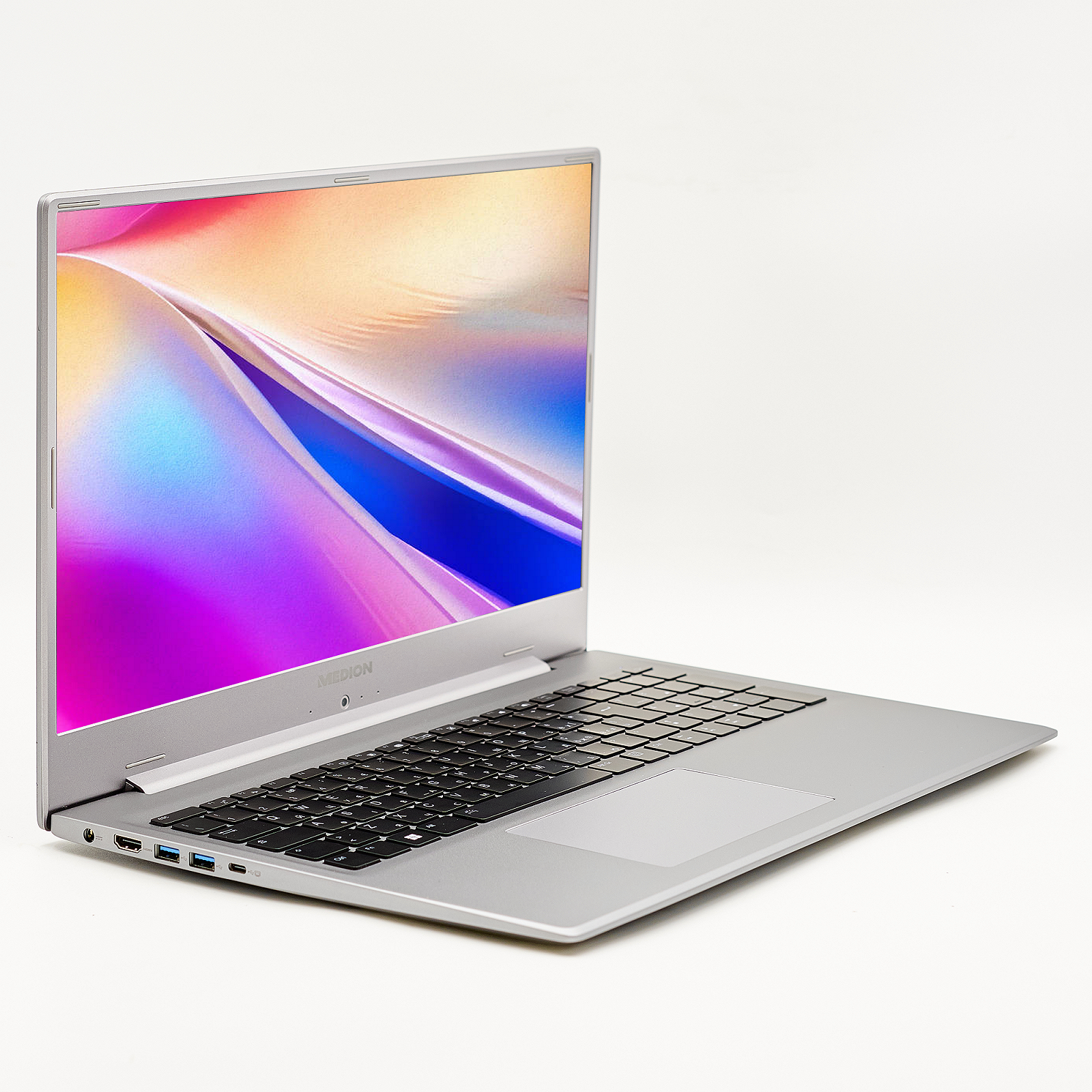 Ноутбук 17,3" Medion (Lenovo Group) Akoya S17405 | Intel Core i5-1135G7 | IPS (1920x1080) FullHD | RAM 16 ГБ | SSD 512 ГБ | Intel Iris Xe Graphics | Метал | підсвітка | Win11 (4898), фото №3