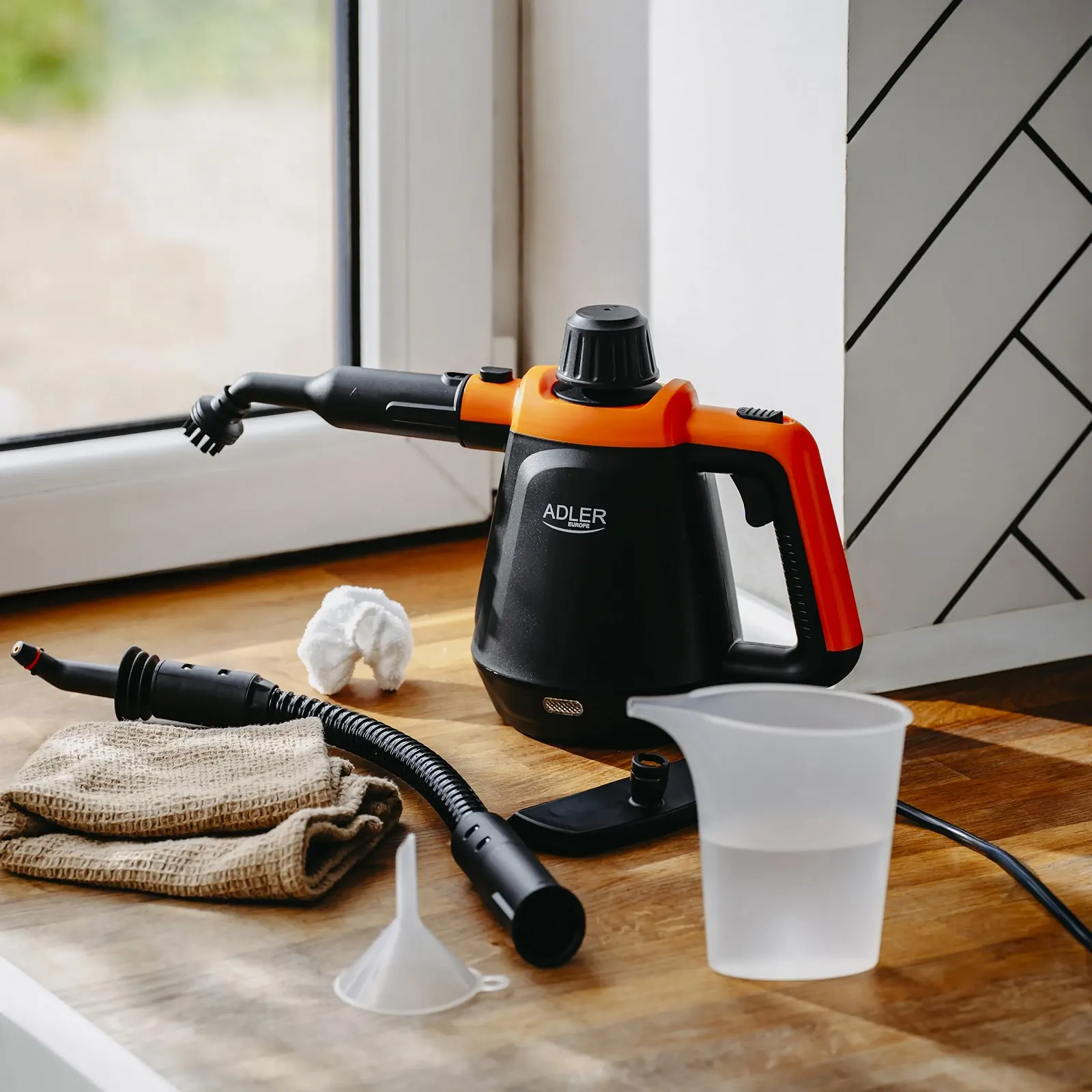 Набір ручного пароочисника Adler 13 насадок 3.5 бар 120 °C, фото №7