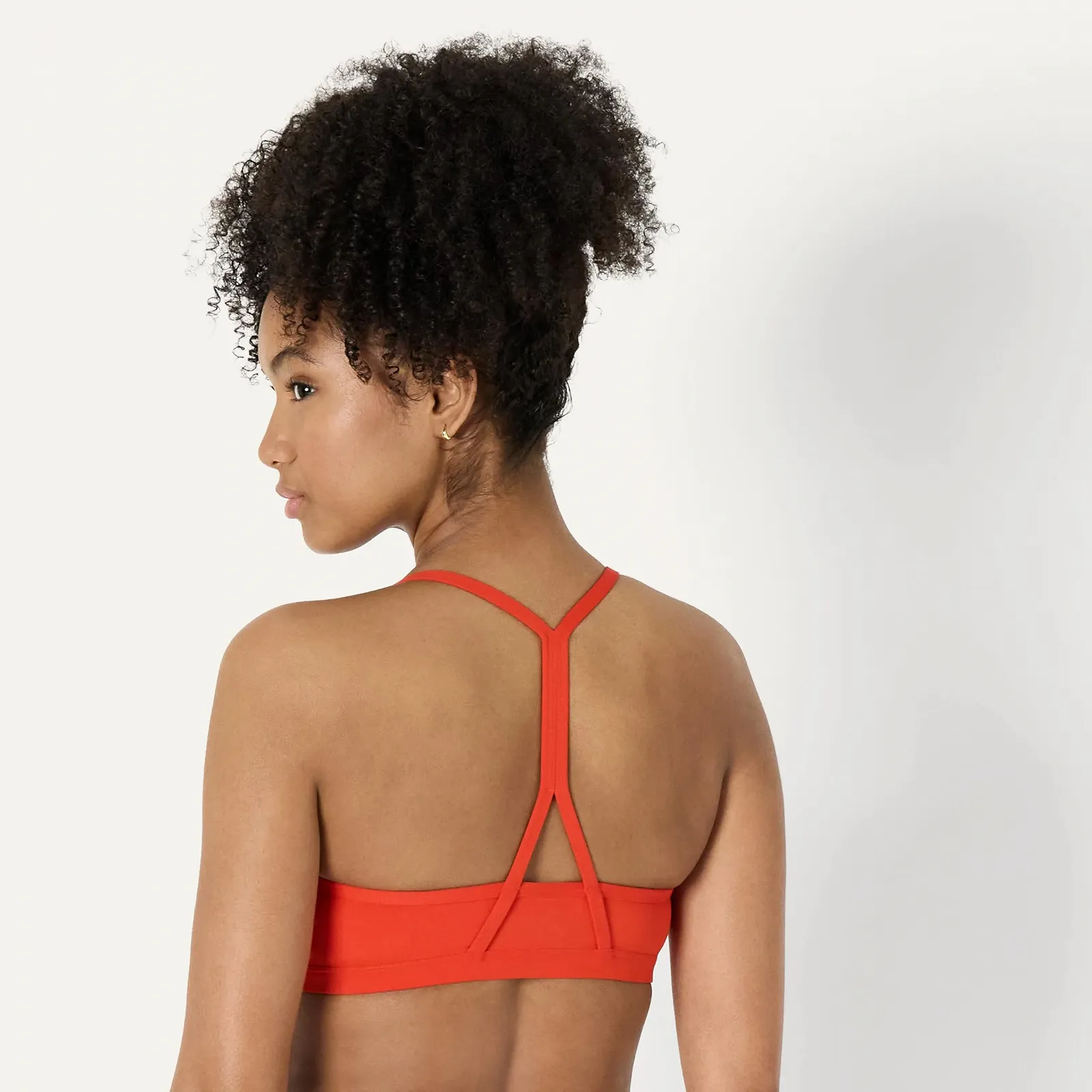 Спортивний бюстгальтер Amazon Essentials Active FormFlex з Y-подібною спинкою легка підтримка, фото №3