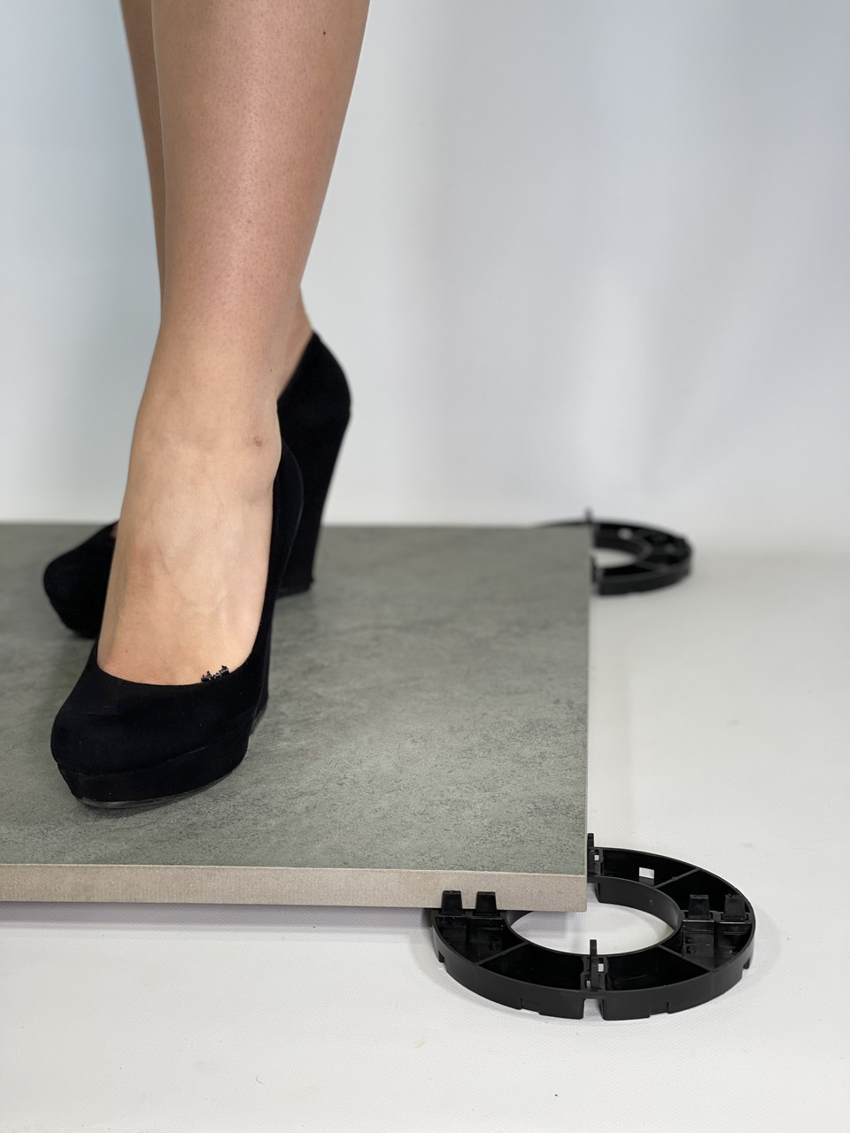 Опора фіксована для фальшполу і швидкого монтажу Karoapp 14 мм пластикова водонепроникна, фото №1 Опора фіксована для фальшполу і швидкого монтажу Karoapp 14 мм пластикова водонепроникна, фото №1