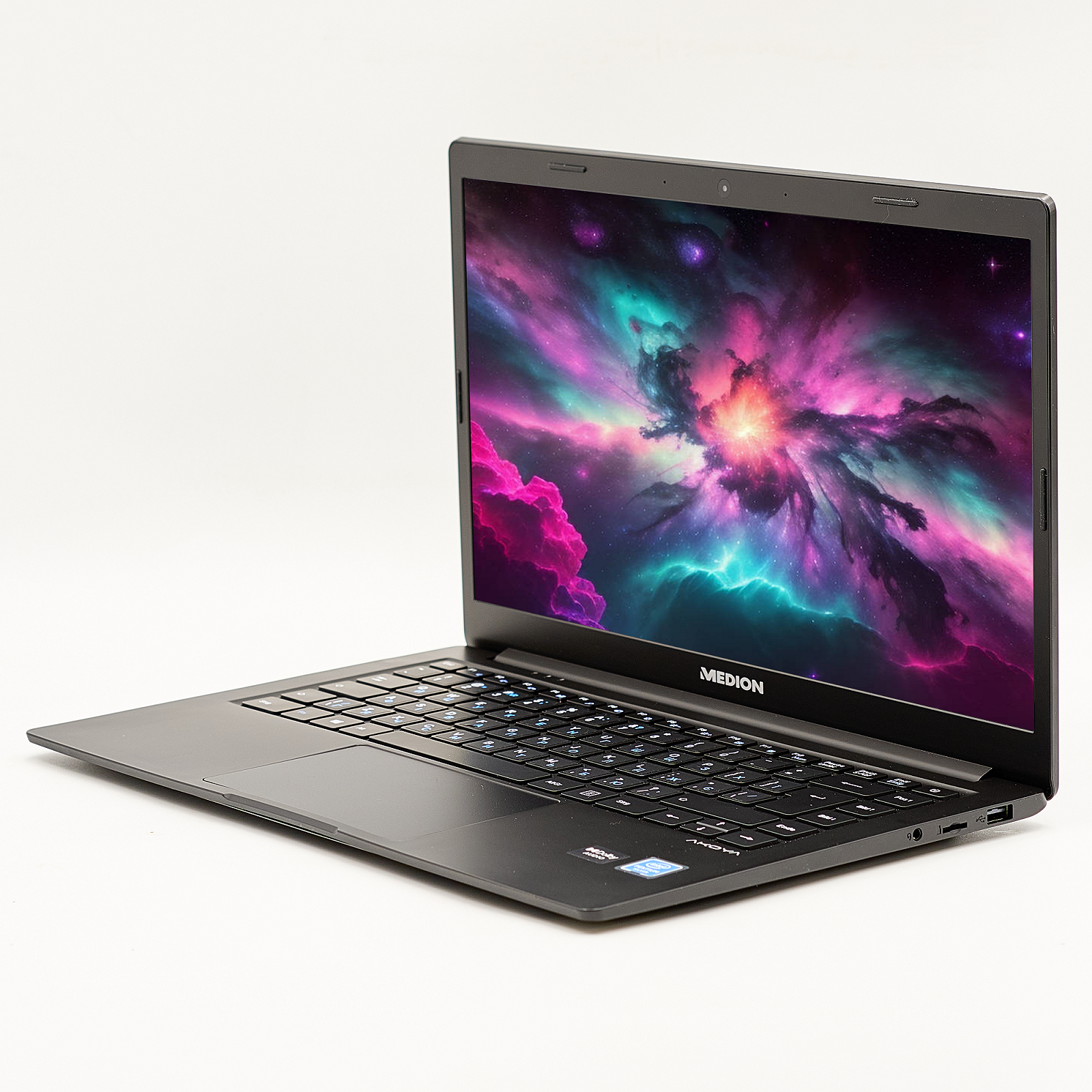 Ноутбук 14" Medion (Lenovo Group) Akoya E4251 Intel RAM 4 ГБ SSD 128 ГБ + eMMC 64 ГБ FullHD IPS Intel UHD Graphics б/в Метал Win10 (4147), фото №3