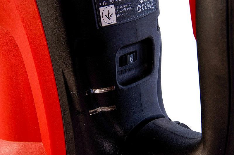 Перфоратор MPT SDS-MAX 38 мм 1200 Вт 300-760 об/хв 1950-4860 уд/хв 7 Дж AVC 3 режими кейс MRH3803, фото №8 Перфоратор MPT SDS-MAX 38 мм 1200 Вт 300-760 об/хв 1950-4860 уд/хв 7 Дж AVC 3 режими кейс MRH3803, фото №8