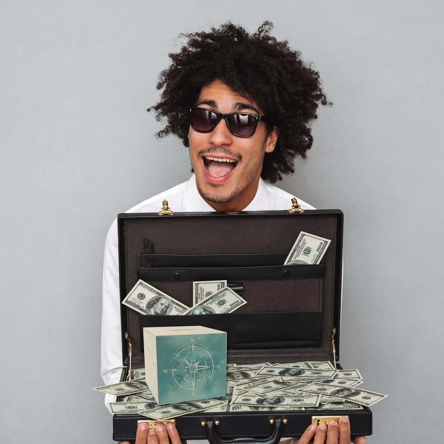 Скарбничка дерев'яна Compass Wooden Money Box зі сторонами світу, фото №5