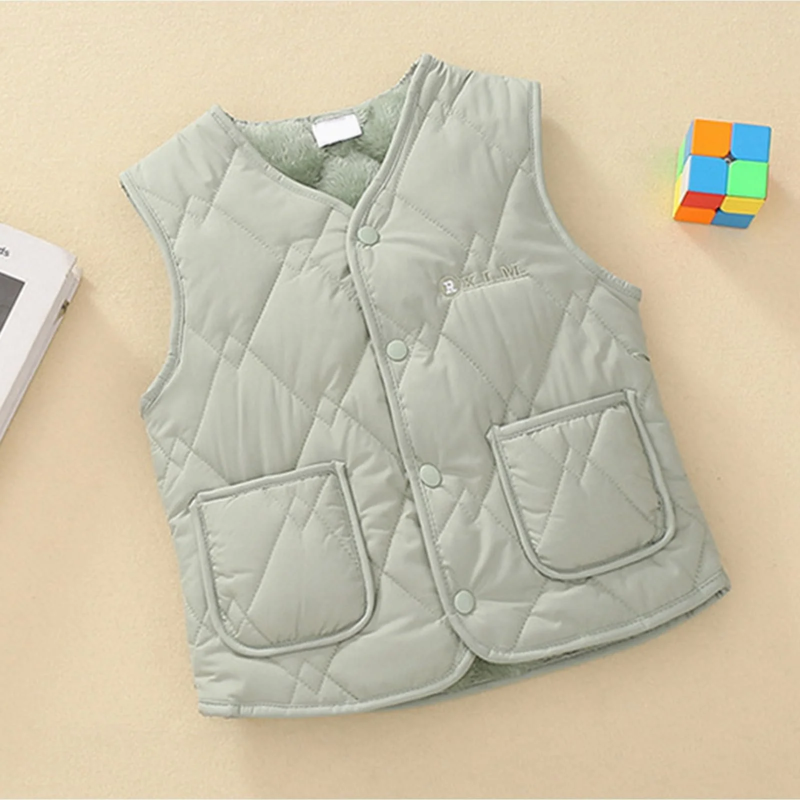 Жилет стьобаний дитячий однотонний, фото №2