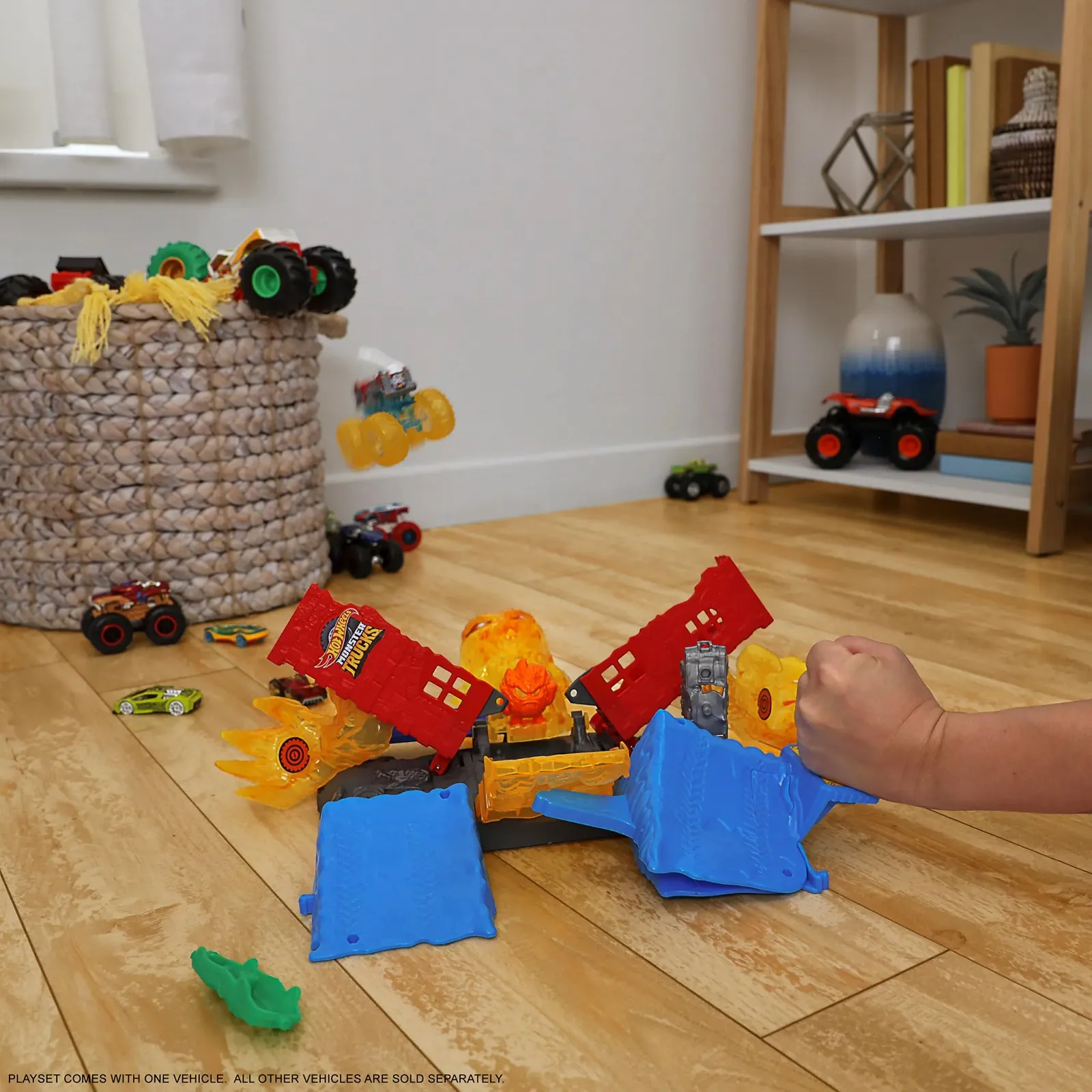 Автотрек Hot Wheels Arena Smashers Monster Trucks Півфінал 1 Hot Wheels Monster Truck і 2 розбиті машини HTP39, фото №2 Автотрек Hot Wheels Arena Smashers Monster Trucks Півфінал 1 Hot Wheels Monster Truck і 2 розбиті машини HTP39, фото №2