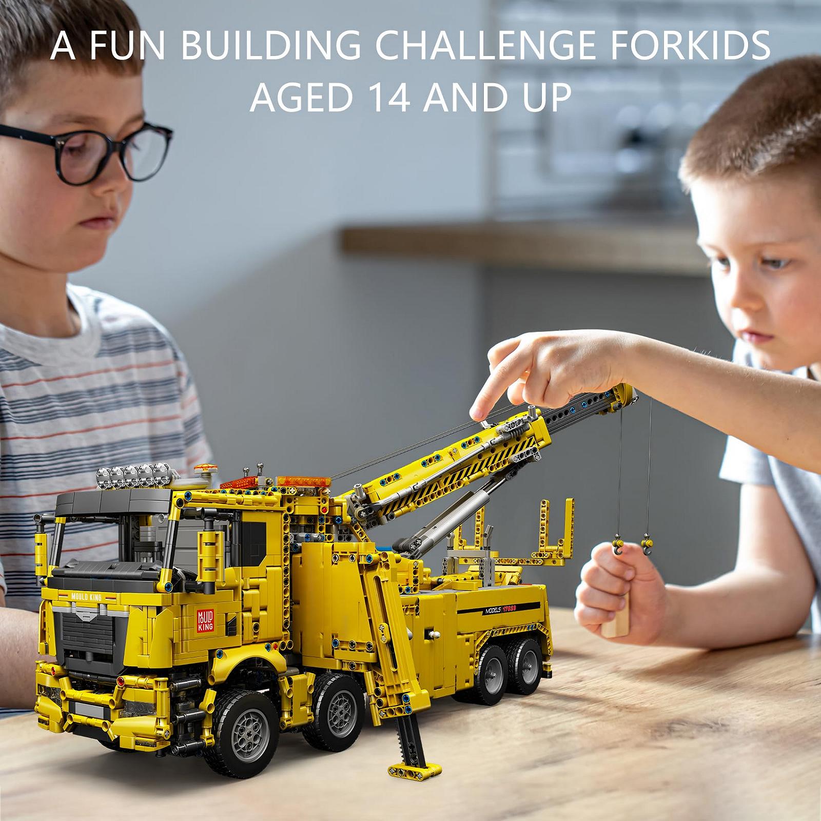 Конструктор Mould King Technik Truck Fire Engine Kit, 4883 Деталі, Керований по Bluetooth, 7 Двигунів, фото №3 Конструктор Mould King Technik Truck Fire Engine Kit, 4883 Деталі, Керований по Bluetooth, 7 Двигунів, фото №3