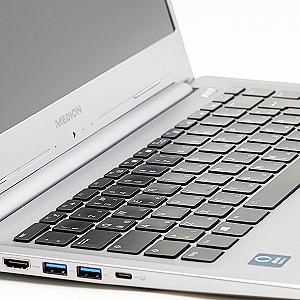 Ноутбук Medion Akoya S15449, 15.6 дюймов, Intel Core i7-1165G7, 16 ГБ RAM, 512 ГБ SSD, Intel Iris Xe Graphics, металлический, б/у synthetic.ua - Фото 1