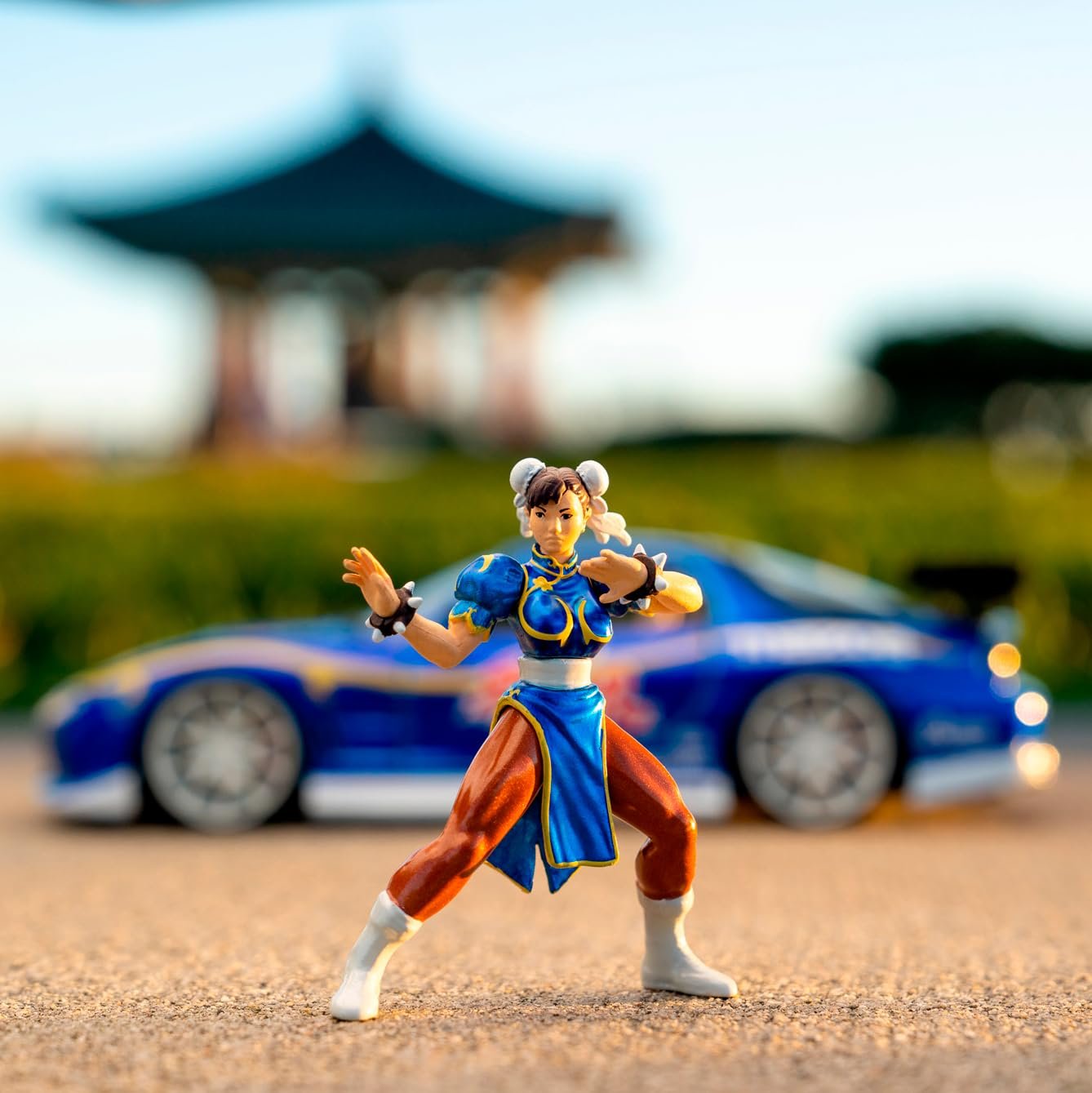 Фігурка Jada Toys Street Fighter Chun-Li з моделлю автомобіля 1993 Mazda RX-7 - Набір фігурки (6 см) та іграшкового автомобіля (20 см), фото №10