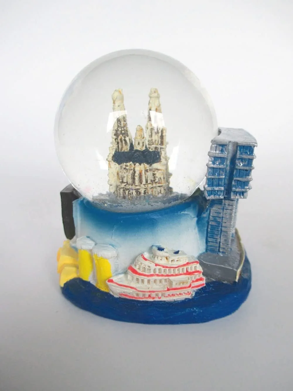 Снежный шар Кельнский собор Герб Снежный шар Германия Сувенир (011), фото №3 Снежный шар Кельнский собор Герб Снежный шар Германия Сувенир (011), фото №3