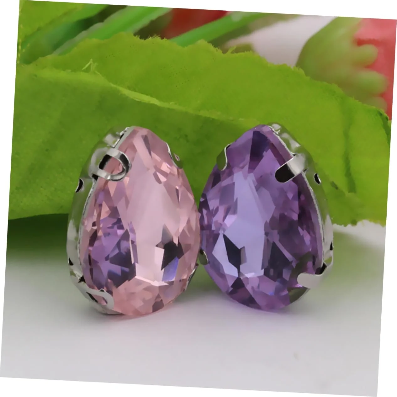 Хрустальные стразы Lurrose 100 шт., пришивные стразы, каплевидные, смешанные цвета, высококачественные блестящие цвета, прочные и устойчивые к царапинам, фото №6