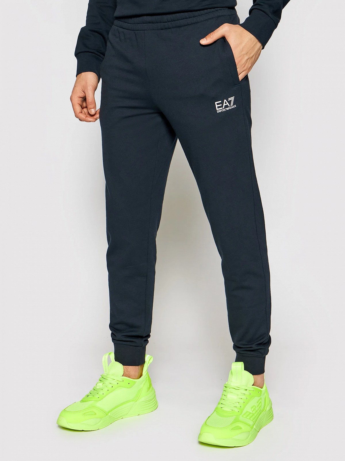 Куртка EA7 Emporio Armani Спортивні штани L, фото №1
