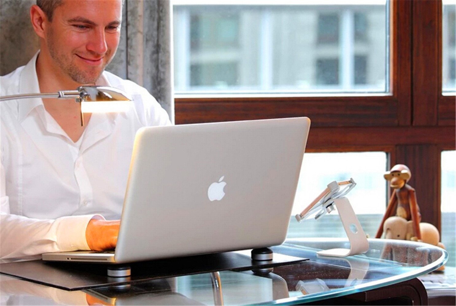 Подставка для ноутбука Mini Stands Air Circulation Tool для Macbook iPad - Черный, фото №3 Подставка для ноутбука Mini Stands Air Circulation Tool для Macbook iPad - Черный, фото №3