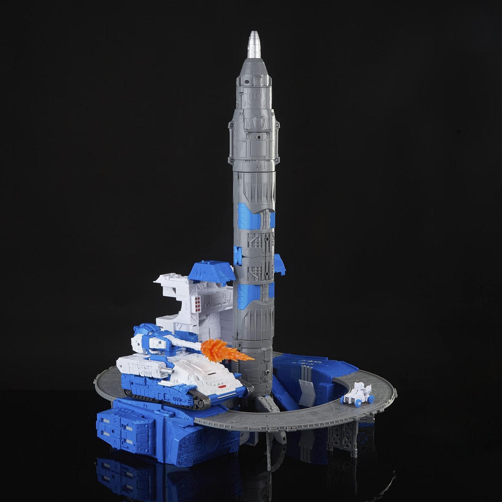 Трансформер Hasbro Legacy Generations Guardian Robot & Lunar Tread, фото №7