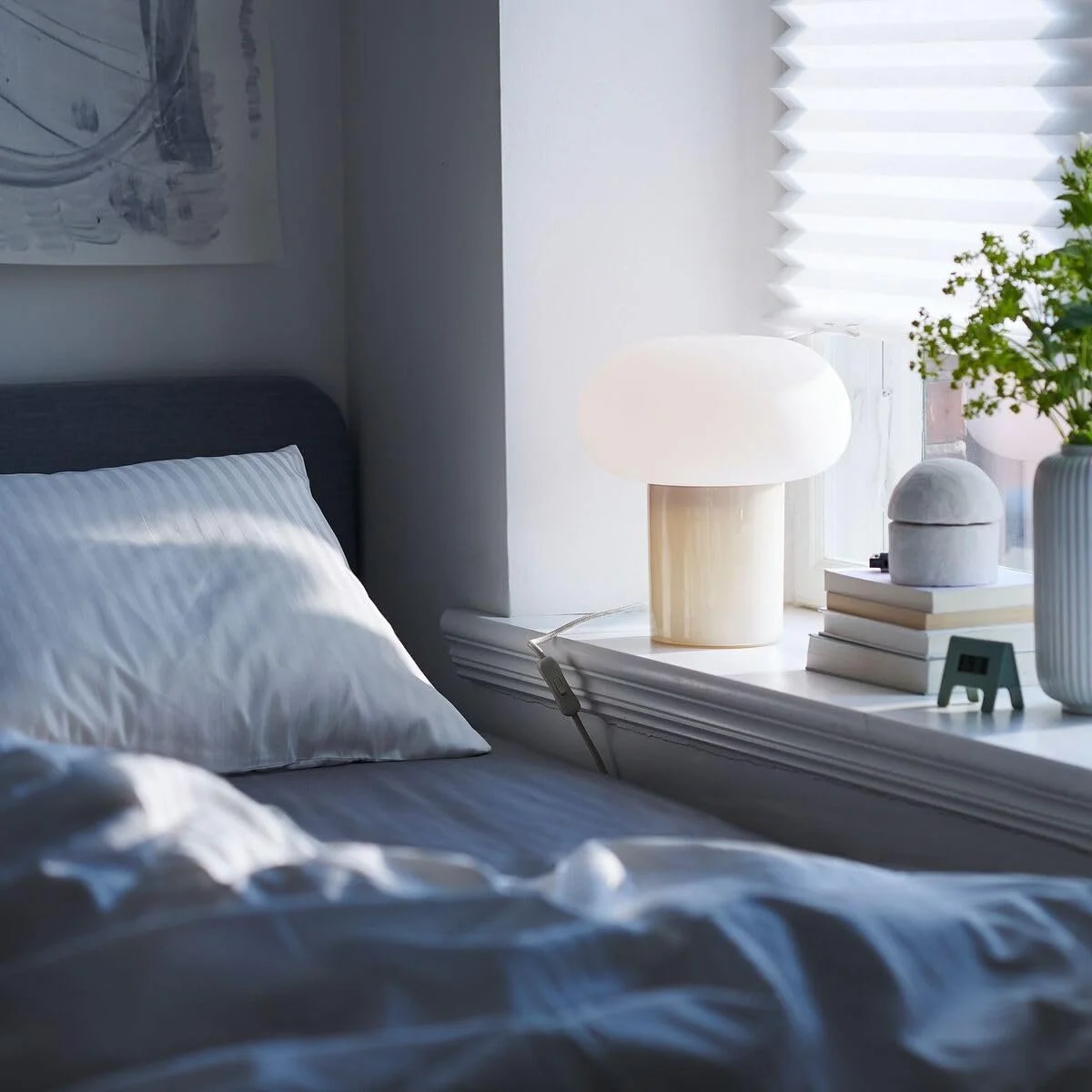 Настільна лампа IKEA DEJSA 28 см Бежева/Опаловий білий, фото №3