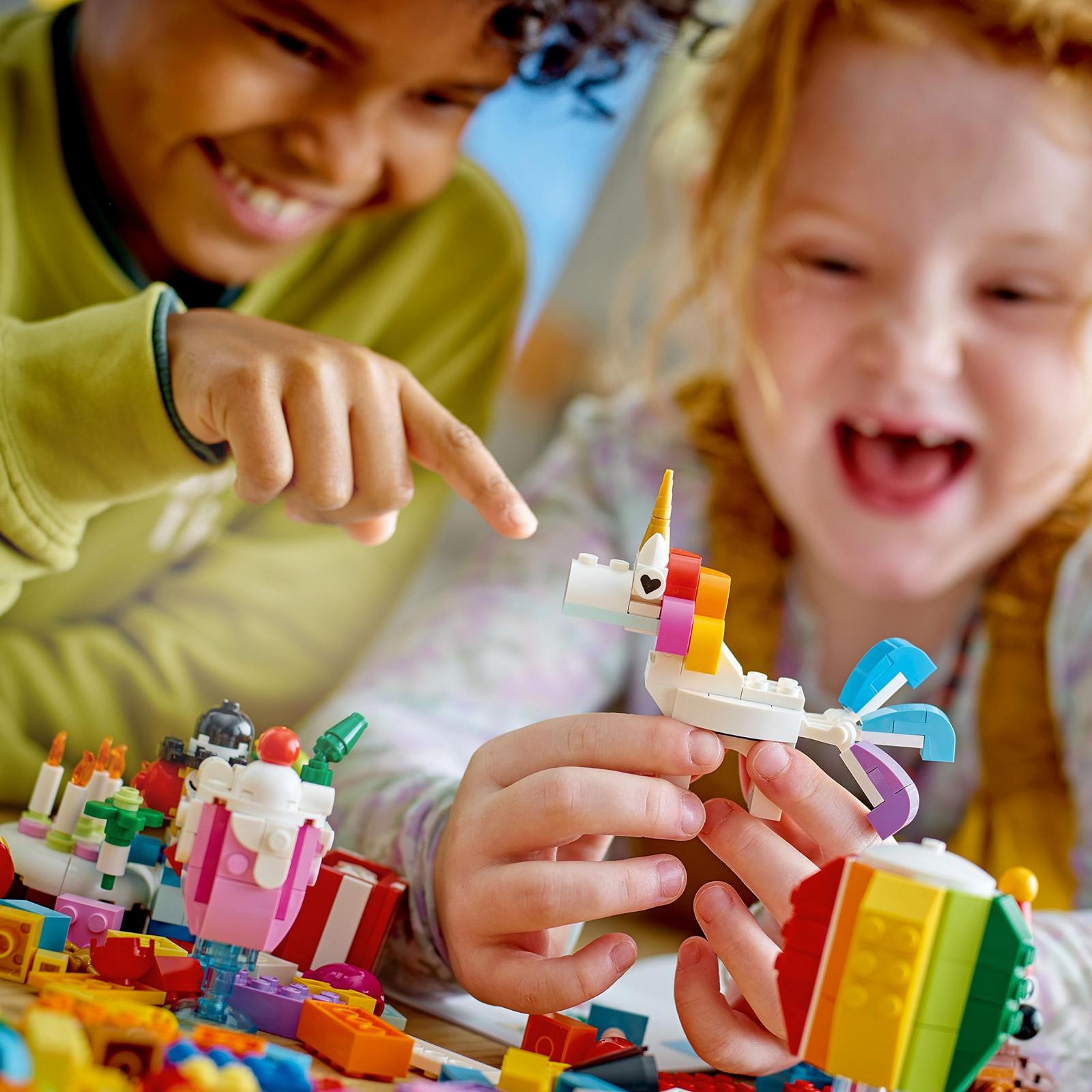 Набор LEGO Classic Creative Party Box 11029, фото №5