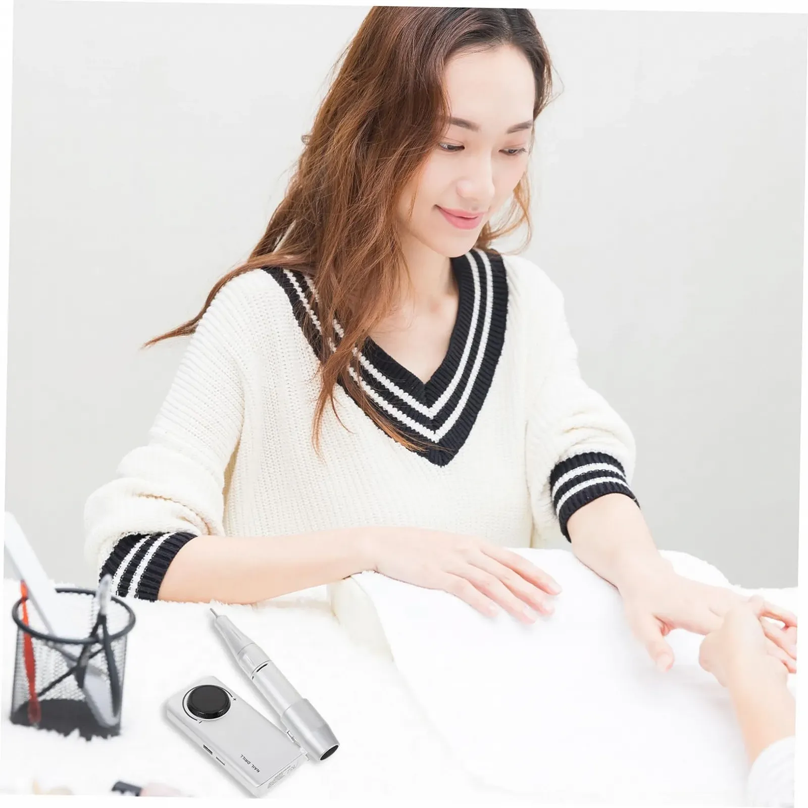 Електрический маникюрный набор WRITWAA Портативный с USB питанием Тихий Серебряный, фото №5 Електрический маникюрный набор WRITWAA Портативный с USB питанием Тихий Серебряный, фото №5