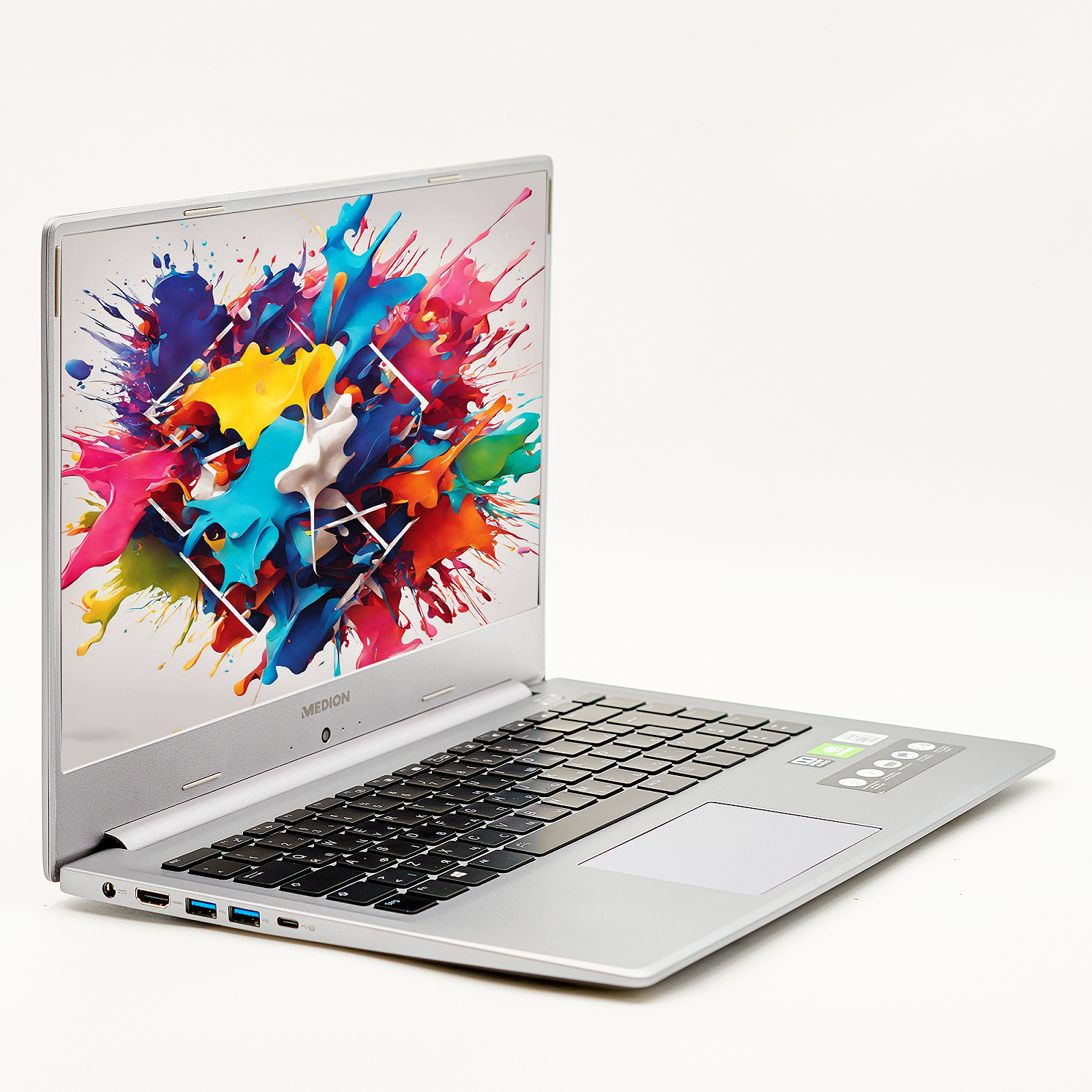 Игровой ноутбук 15.6'' Medion Akoya P15647 Intel Core i7-10510U ОЗУ 32 ГБ SSD 1 ТБ Nvidia GeForce MX350 Металлический корпус Win10, фото №3