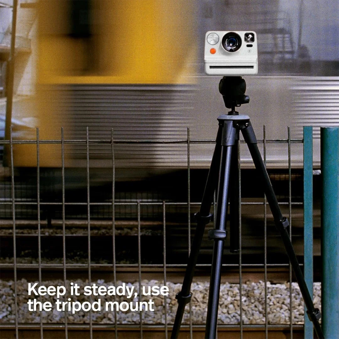 Фотоаппарат мгновенной печати Polaroid Now+ Gen 3 Bluetooth Bundle + цветная пленка (16 фото) White, фото №6