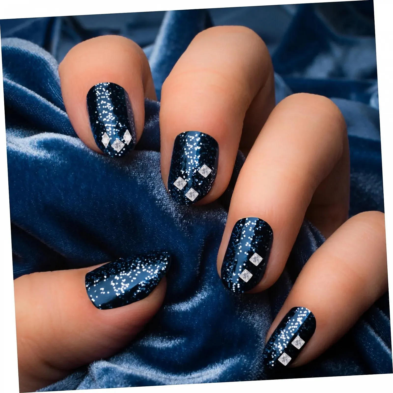 Набор украшений для ногтей с цирконом Mikinona, 50 штук, плоские самоклеящиеся драгоценные камни, розовые украшения для ногтей с кубическим цирконием для изысканного вида, фото №5