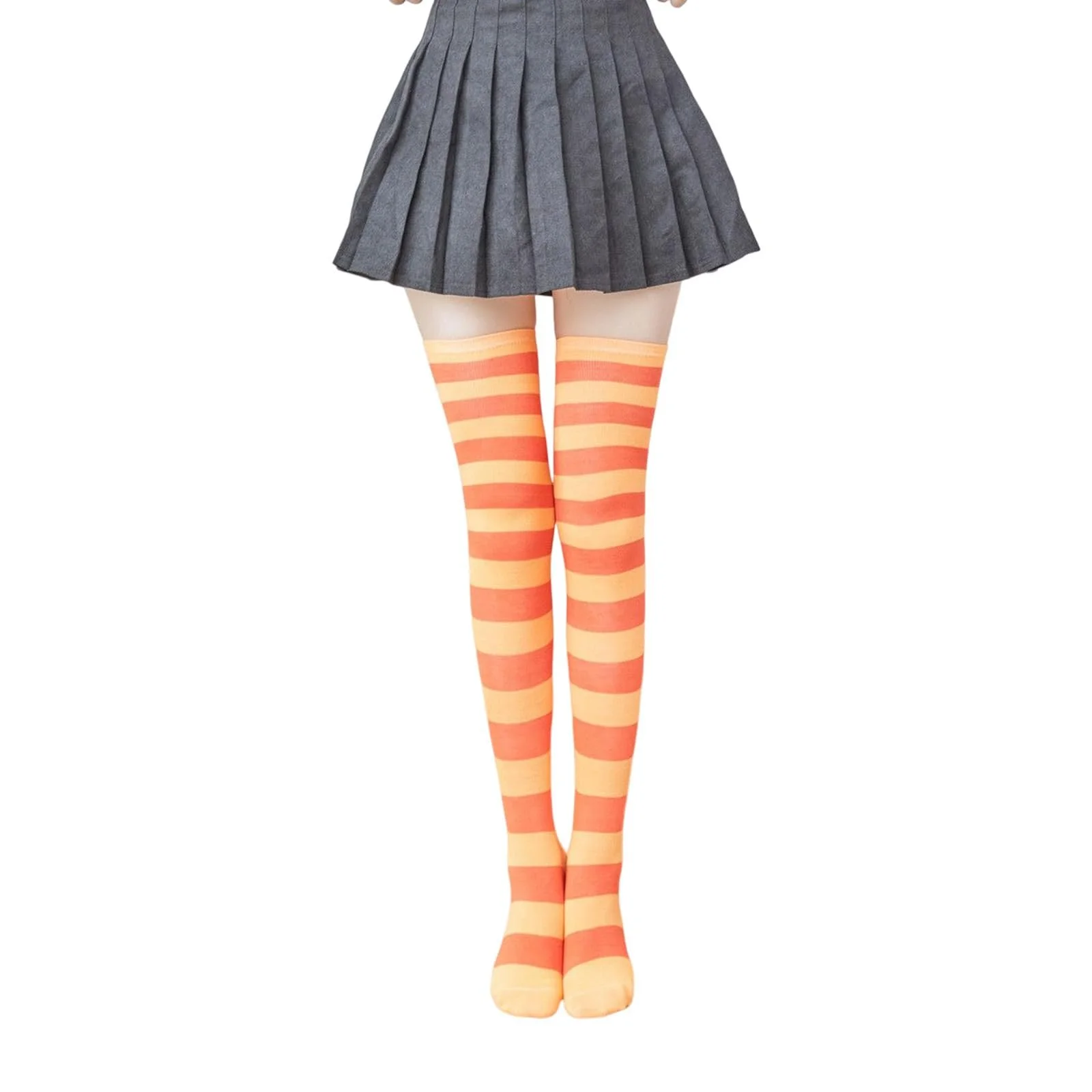 Жіночі шкарпетки вище коліна в чорно-білу смужку, фото №1 Жіночі шкарпетки вище коліна в чорно-білу смужку, фото №1