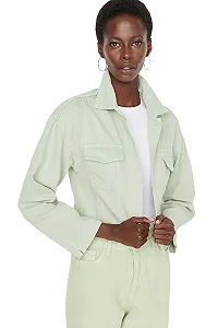 Джинсовая куртка TRENDYOL Стандартная однотонная synthetic.ua - Фото 1