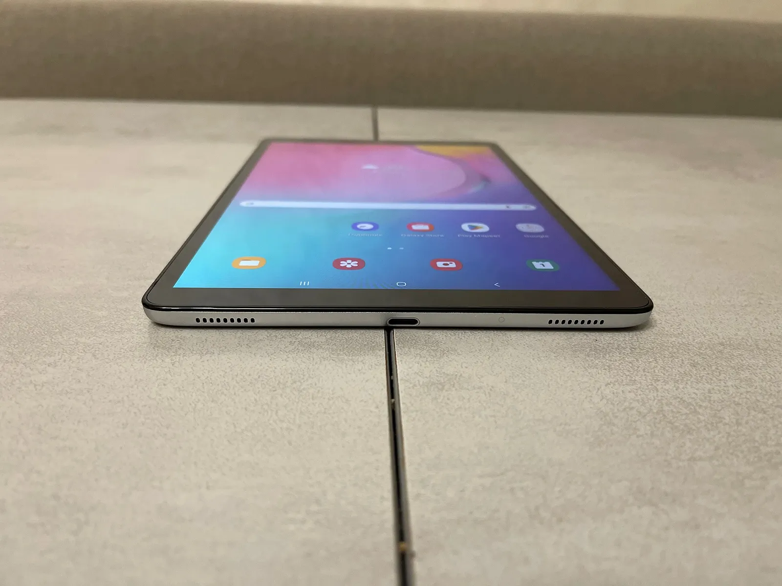 Планшет Samsung Galaxy Tab A (SM-T510), 2GB, 23GB, 4G LTE / 5G, фото №2