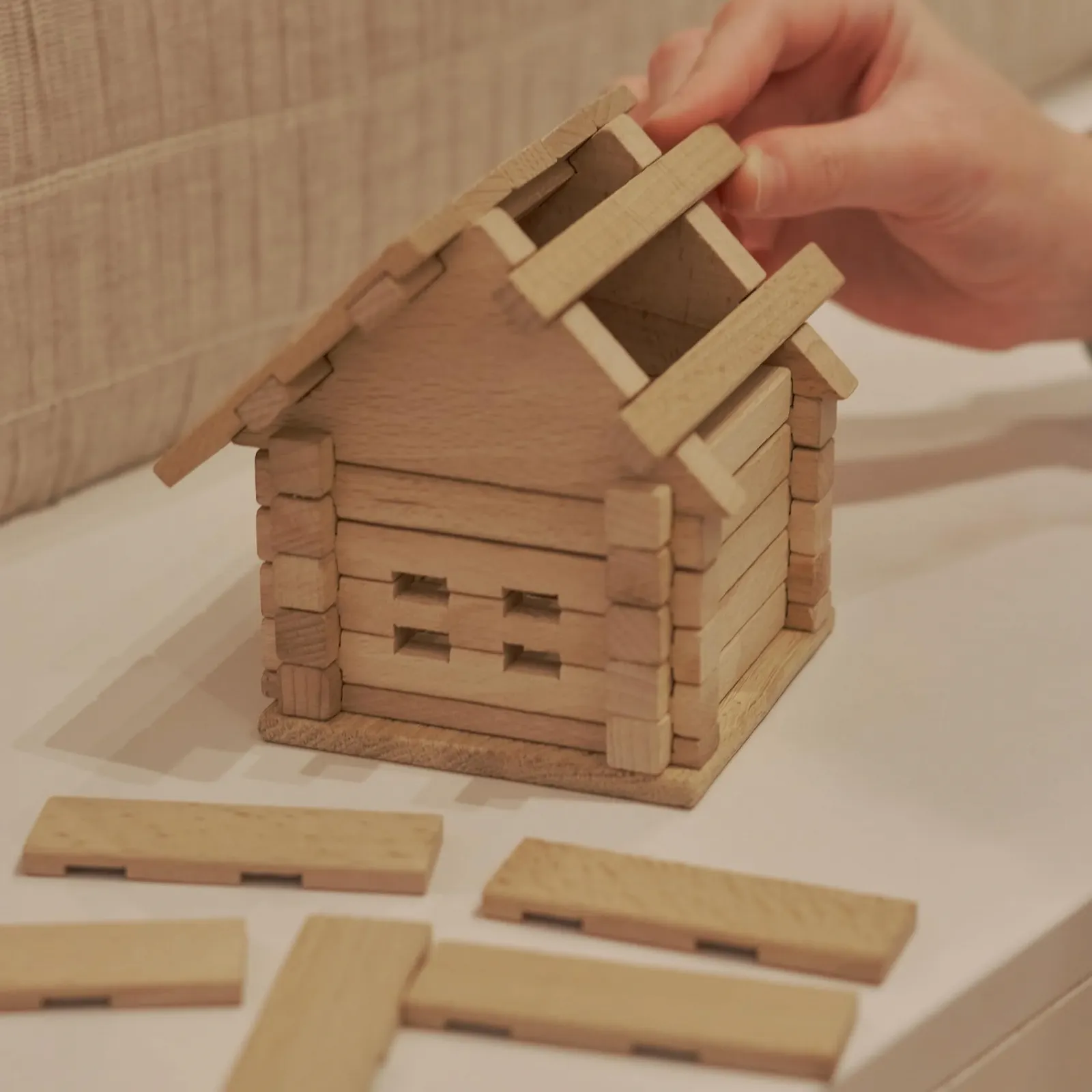 Скарбничка-конструктор IGROTECO Будиночок 37 деталей Дуб, фото №7