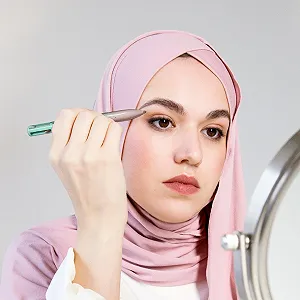 Карандаш 4 в 1 для макияжа Многофункциональный портативный цена на synthetic.ua - Фото 1 Карандаш 4 в 1 для макияжа Многофункциональный портативный synthetic.ua - Фото 1